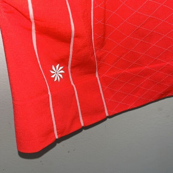 EXCELLENT CONDITION WOMEN’S COLORFUL SMALL REFLECTIVE ATHLETA TECH TOP - Picture 4 of 9